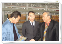 中國(guó)紡織報(bào)社長(zhǎng)遲宗君、副主編張澤華視察我司